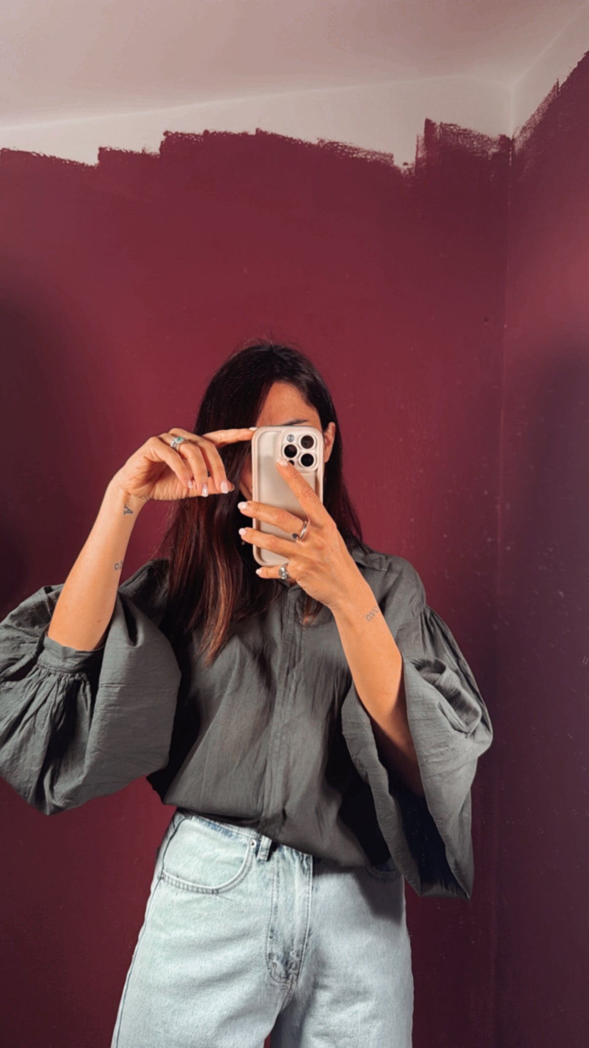 Camicia con manica a sbuffo